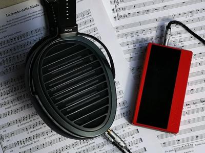 一個大步向前邁進的產(chǎn)品--HIFIMAN HM1000